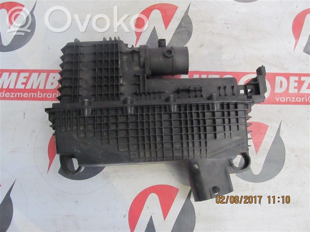 Dacia Logan I Air filter box 