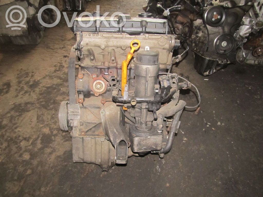 Volkswagen PASSAT B5.5 Двигатель 