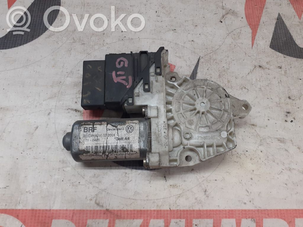 Volkswagen Golf IV Galinis varikliukas langų pakėlėjo 
