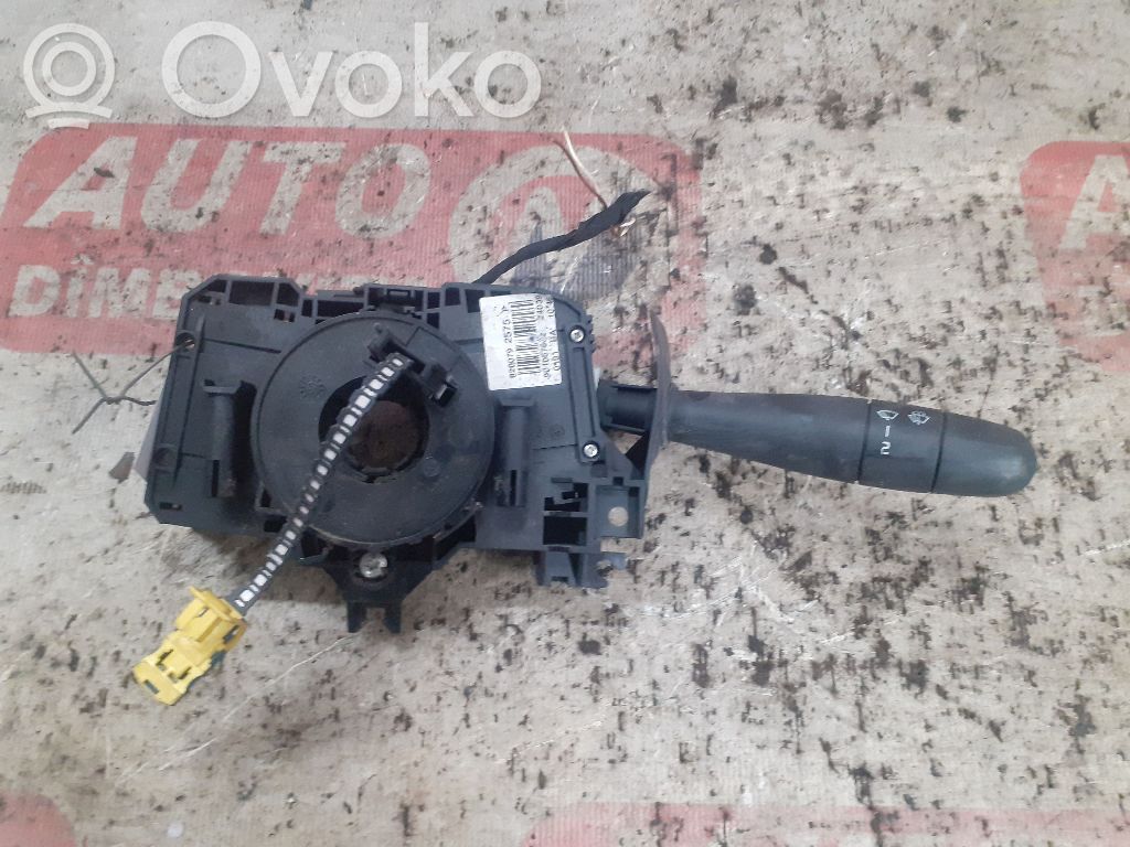 Dacia Logan I Front indicator light 