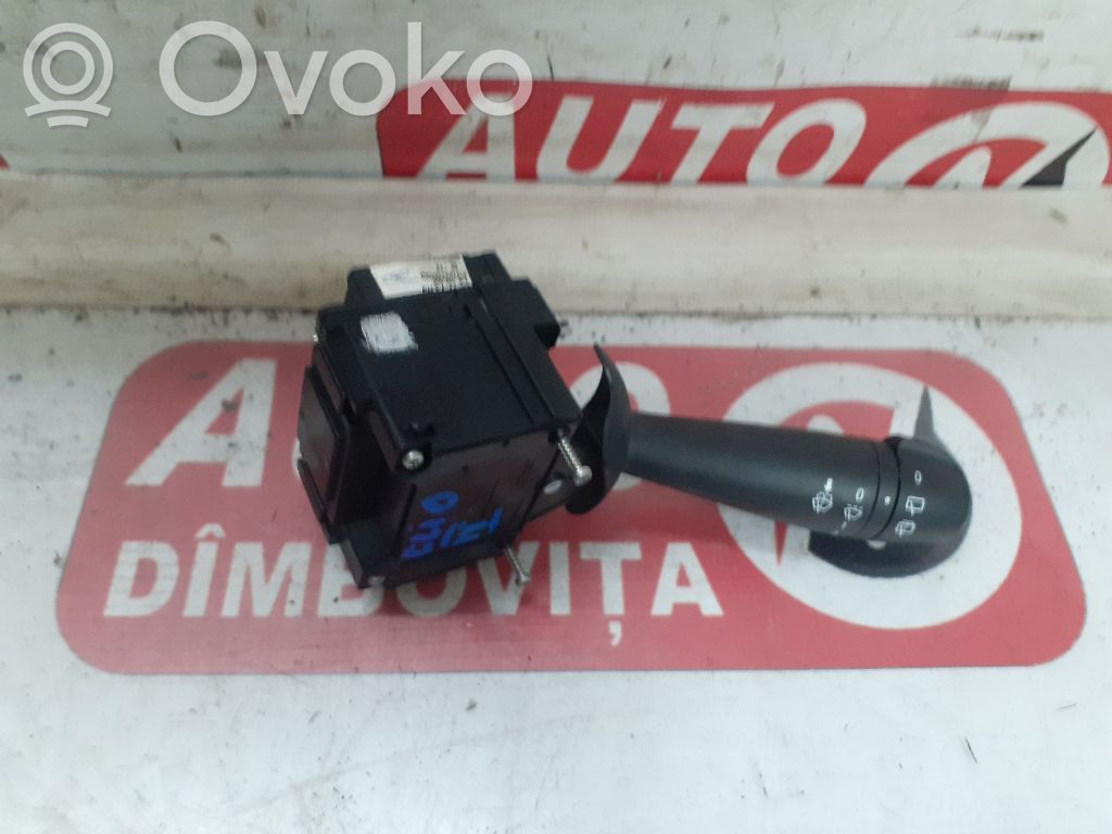 Renault Clio IV Gear shifter/selector 