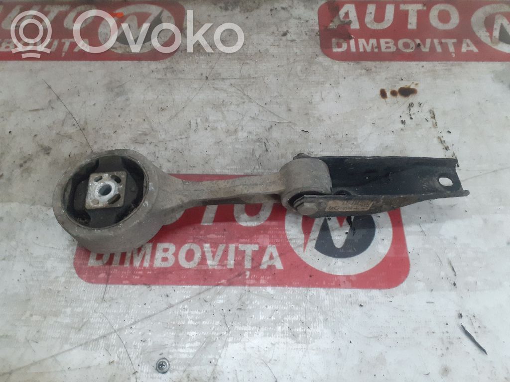 Engine mount bracket
