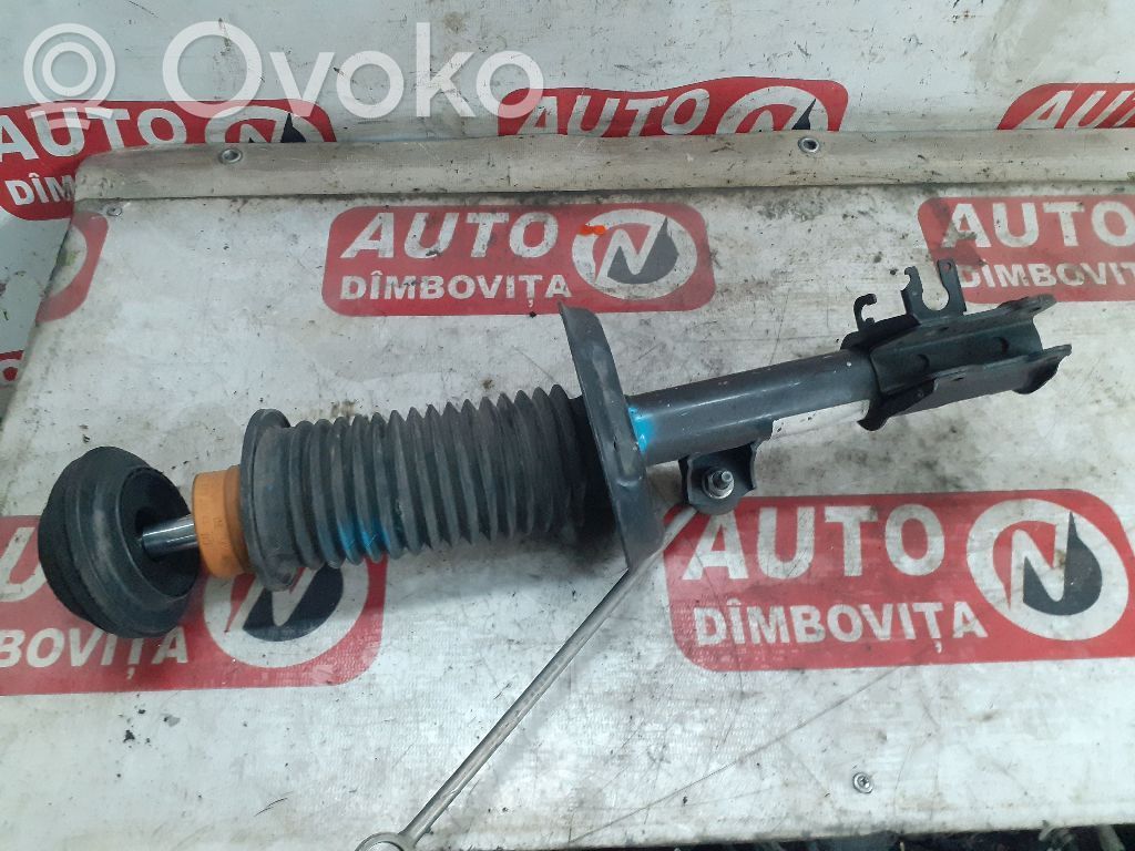 Opel Corsa D Priekšpusē amortizators 