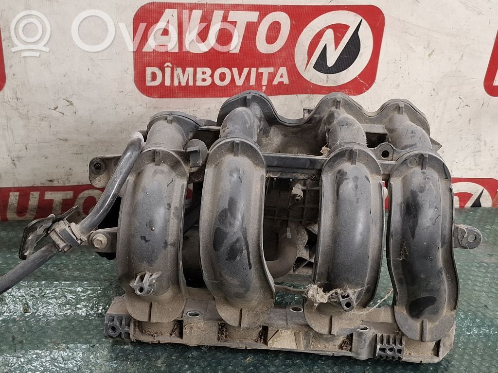 Ford Fiesta Colector de admisión 
