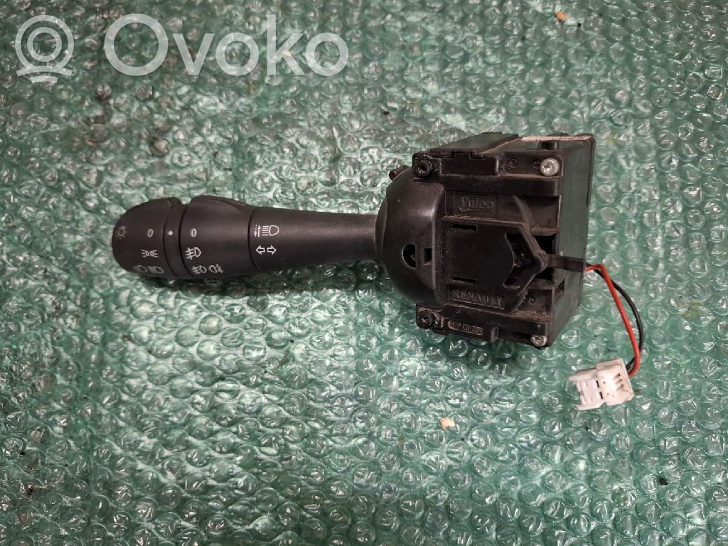 Renault Captur Front indicator light 