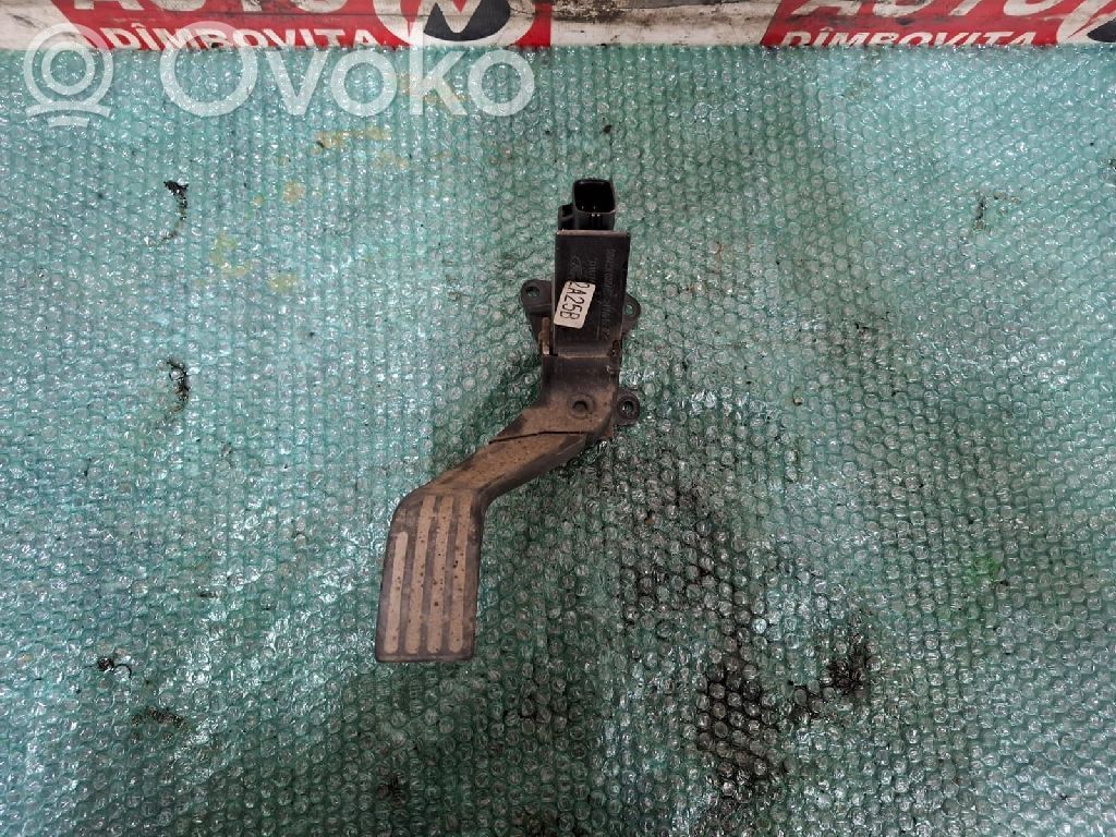 Akceleratoriaus pedalas   98AB9F836AE