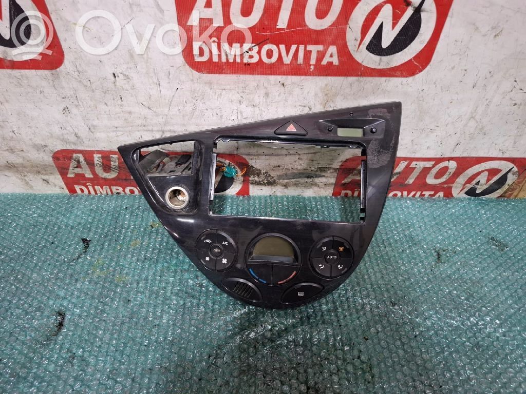 Ford Focus C-MAX Climate control unit 