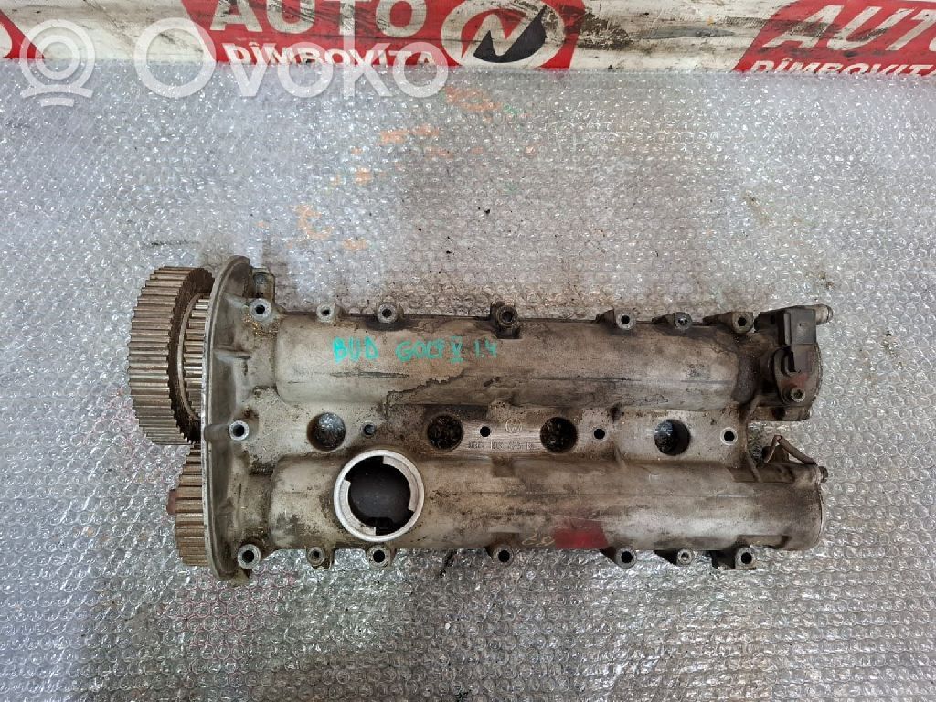 Volkswagen Golf V Cache culbuteur 