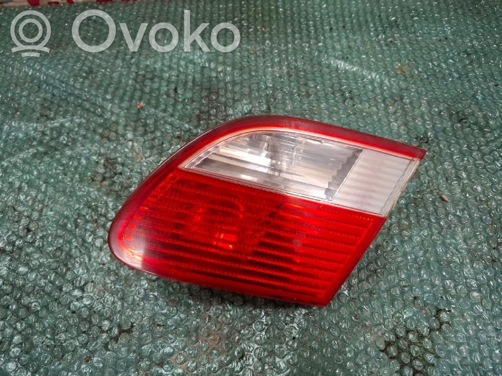 Fiat Albea Takaluukun takavalot 