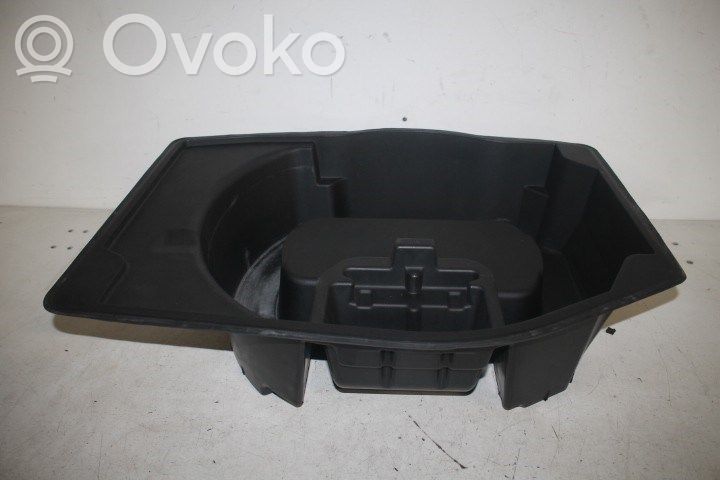Pidike (kiinnike)   4G9863547B,4G9863547B