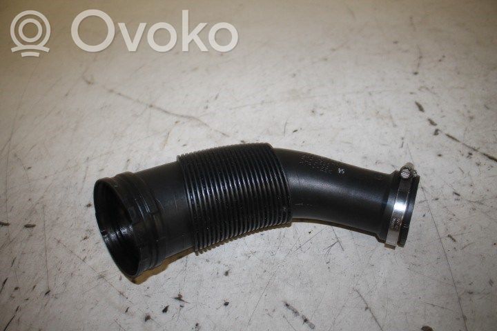 Air intake hose/pipe   059129629A,059129629A