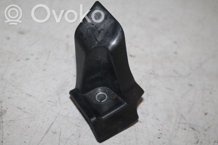 Motorabdeckung   8W6821232,8W6821232