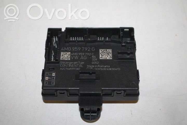 Audi A4 S4 B8 8K Unité de commande / module de verrouillage centralisé porte 