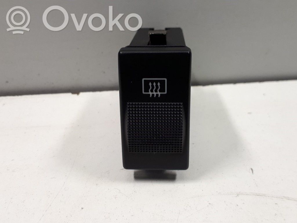 Audi A8 S8 D2 4D Przycisk / Przełącznik ogrzewania szyby przedniej / czołowej 