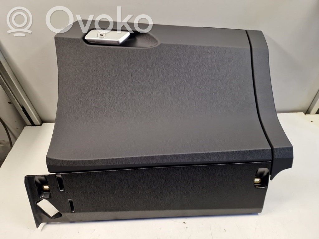 Hansikaslokero   4KL8570356PS,4KL8570356PS