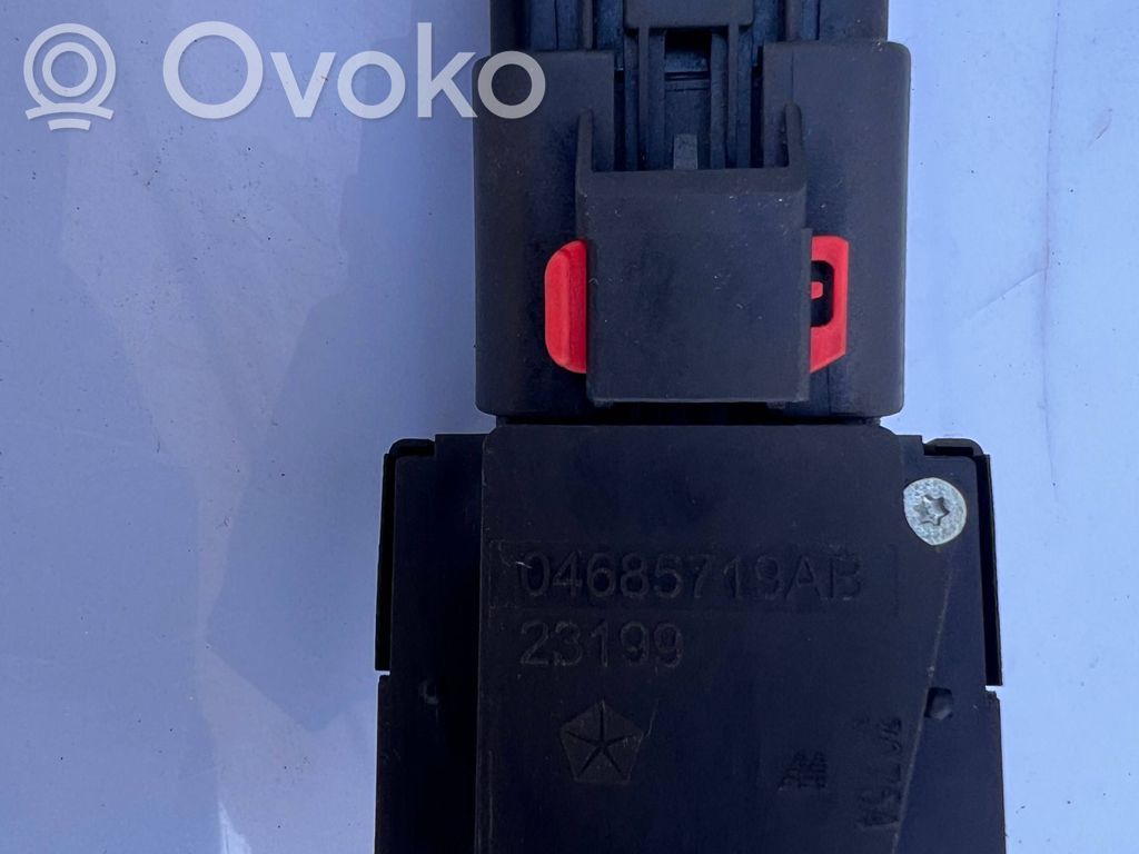Chrysler Voyager Ignition-blocking relay 