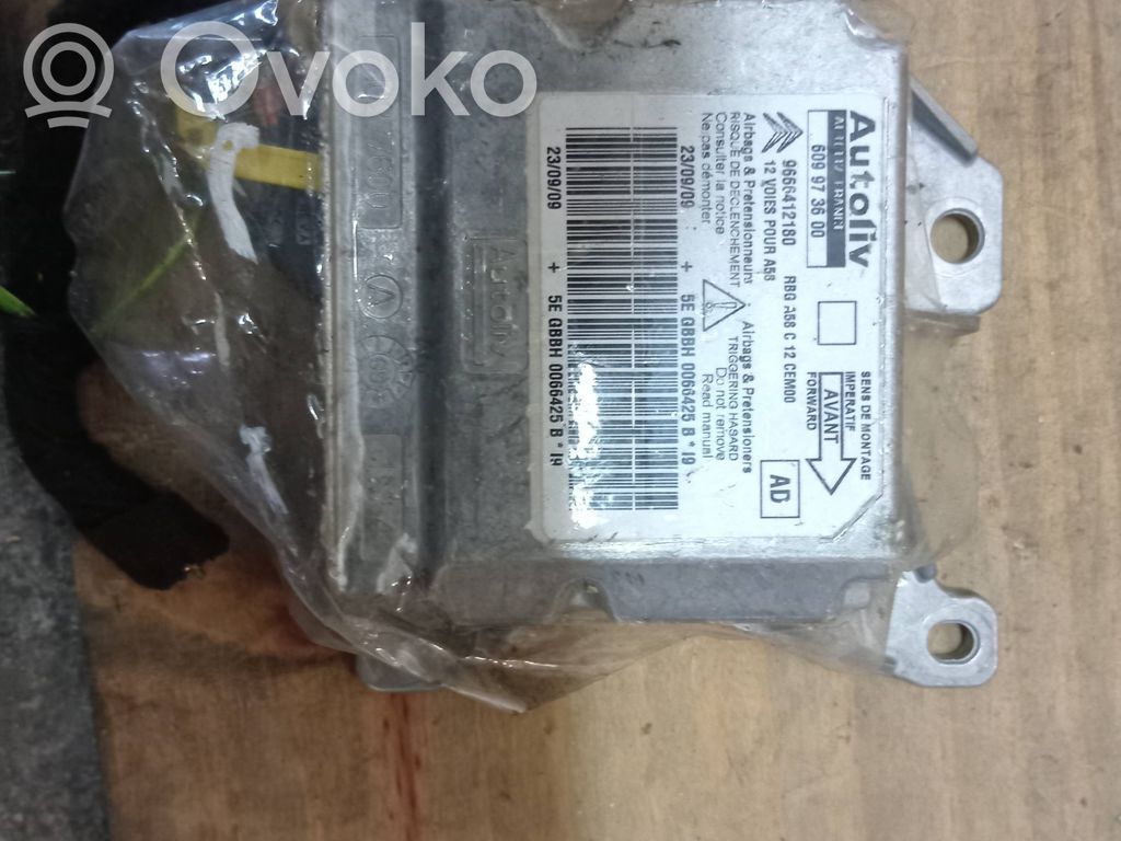 Citroen C3 Picasso Unitate/modul de comandă airbaguri 