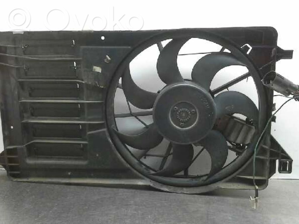 Mazda 3 II Elektrisks radiatoru ventilators 