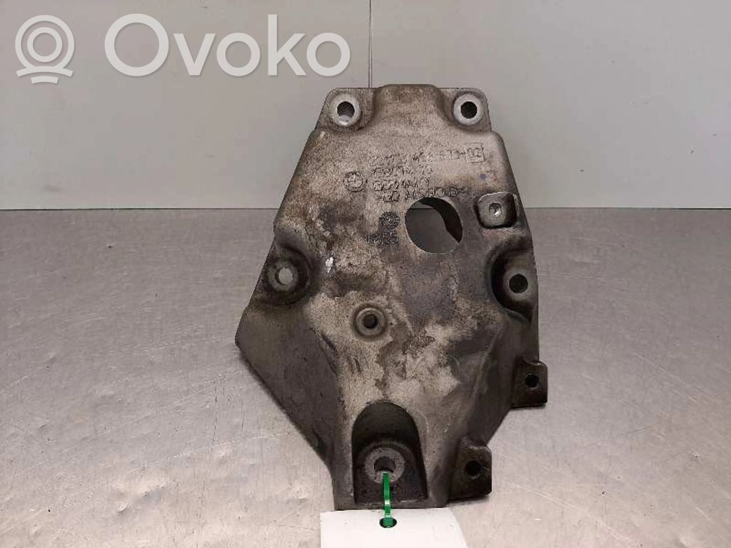 BMW X3 E83 Engine mount bracket 