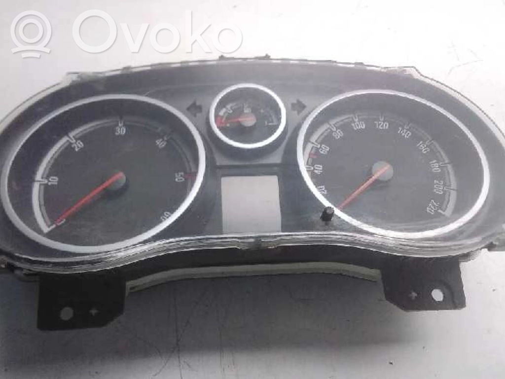 Opel Corsa D Speedometer (instrument cluster) 