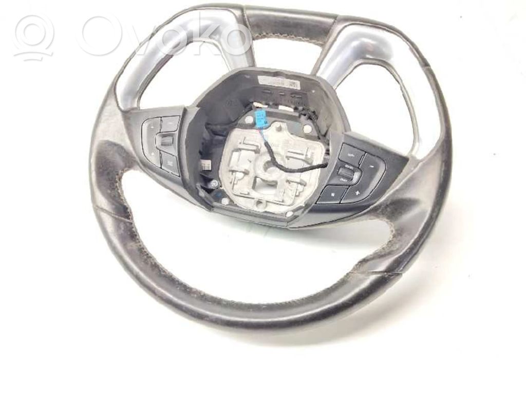 Ohjauspyörä   3070074A1,307007599P96AH,98002842Z000
