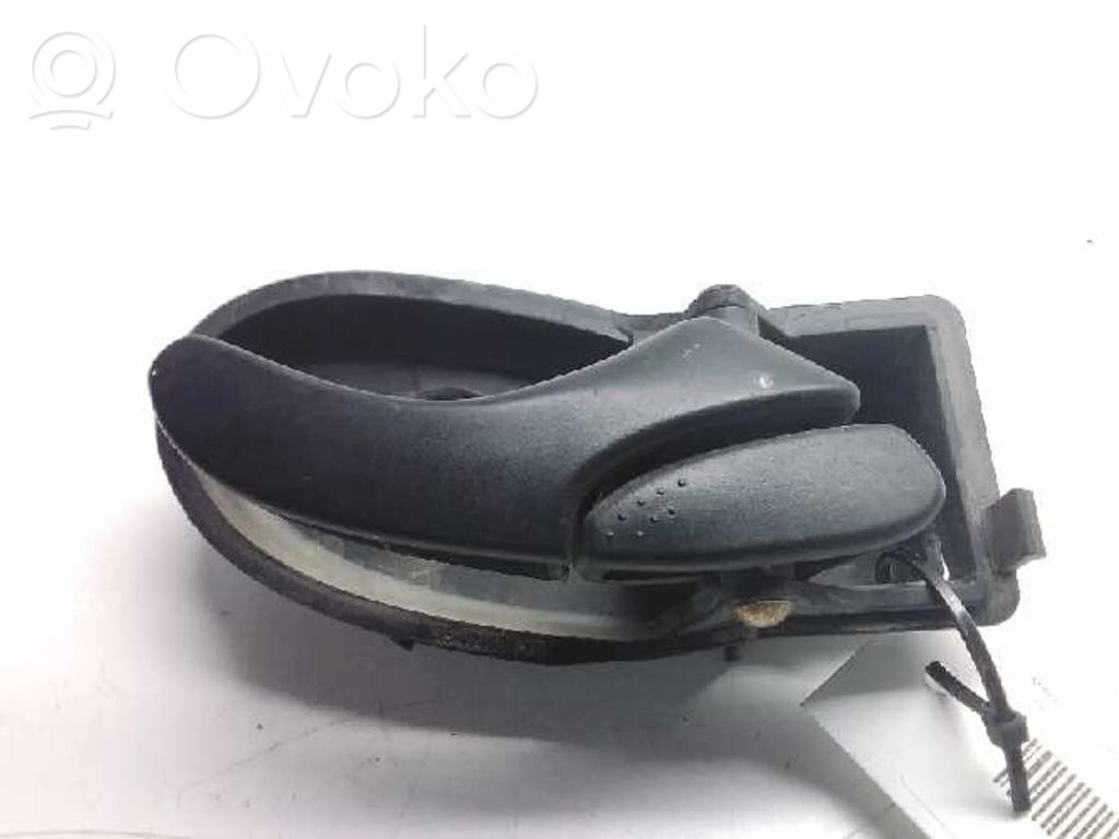 Manecilla interna puerta delantera   VC15V22600AB