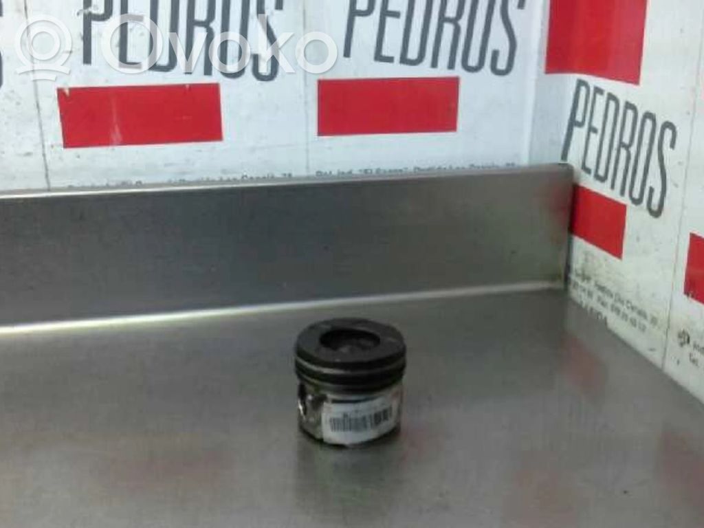 Piston