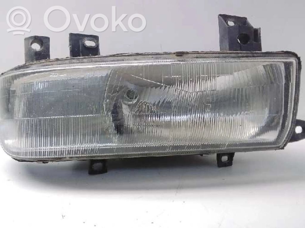 Nissan Interstar Headlight/headlamp 