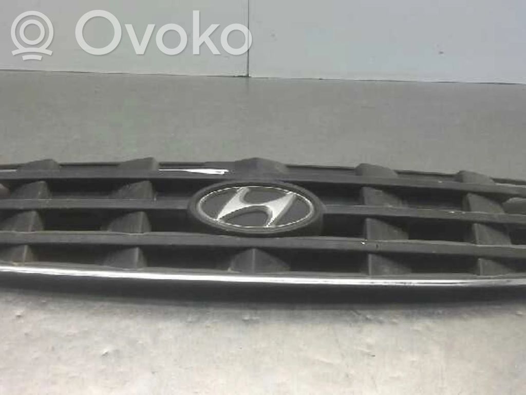 Hyundai Accent Etusäleikkö 