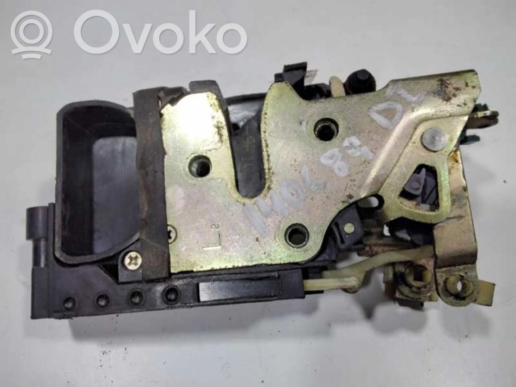 Front door lock   140689