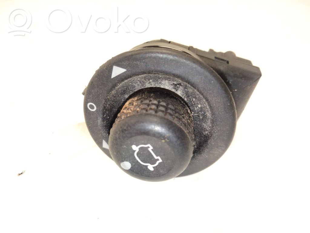 Interruptor del espejo lateral   CA6T17B676