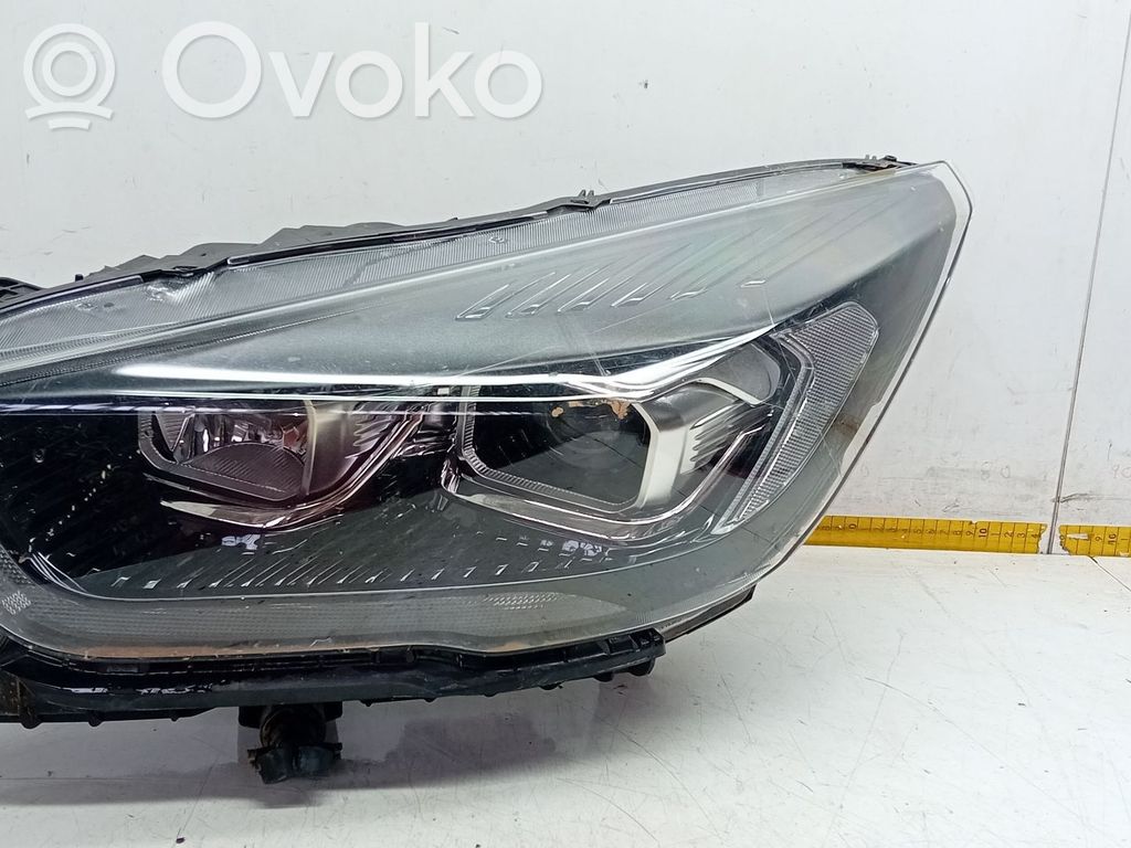 Ford Kuga II Lampa przednia 