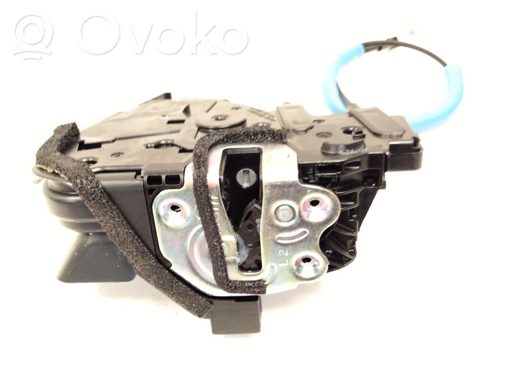 KIA Stonic Etuoven lukko 