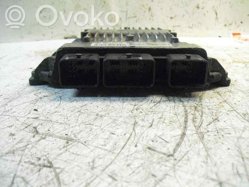 Unidad de control/módulo del motor   5WS40111CT,9653447380,9648624280