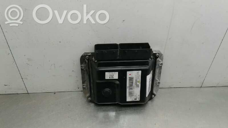 Opel Astra H Unidad de control/módulo del motor 