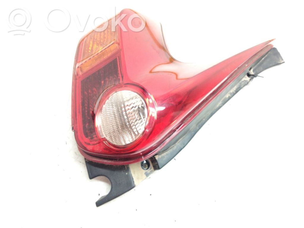 Nissan Juke I F15 Luci posteriori 