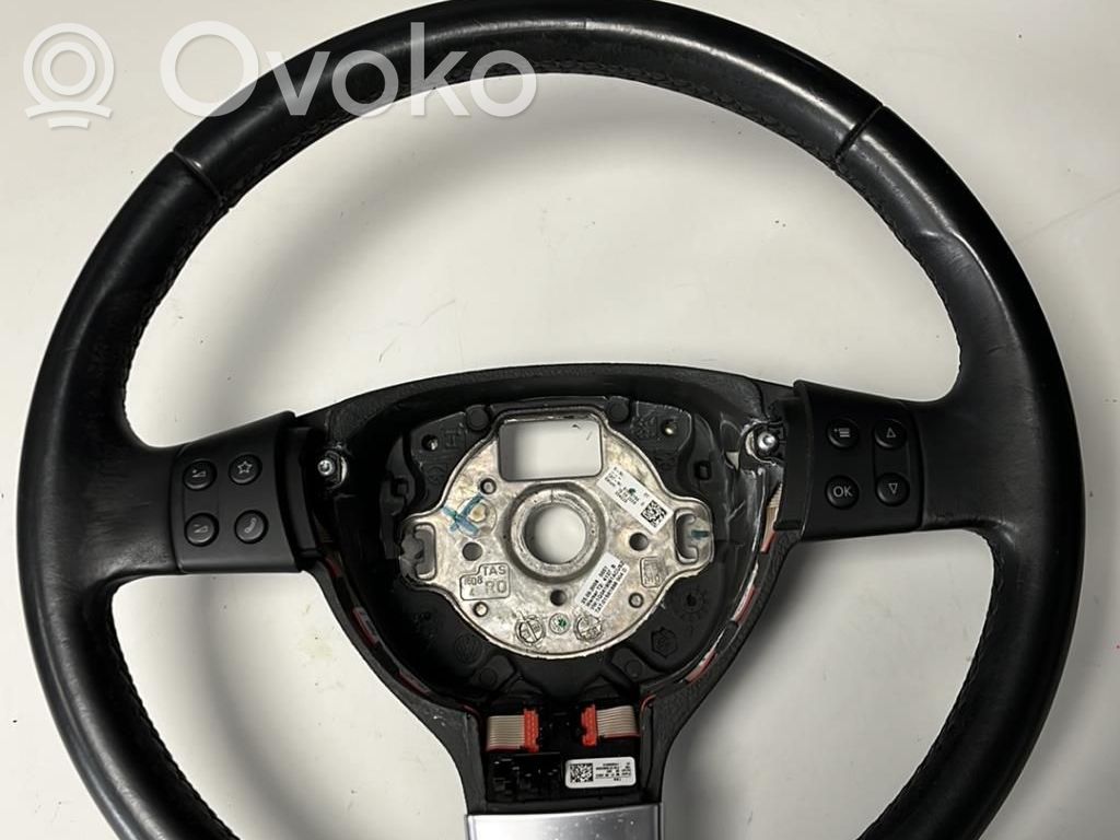 Volkswagen Golf Plus Ohjauspyörä 