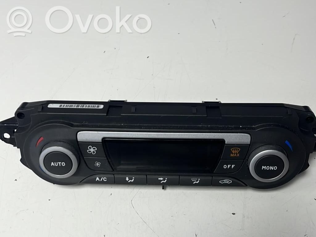 Ford C-MAX I Climate control unit 