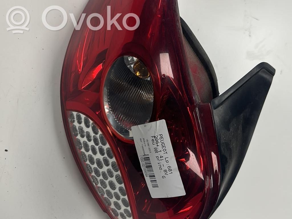 Peugeot 206+ Lampa tylna 