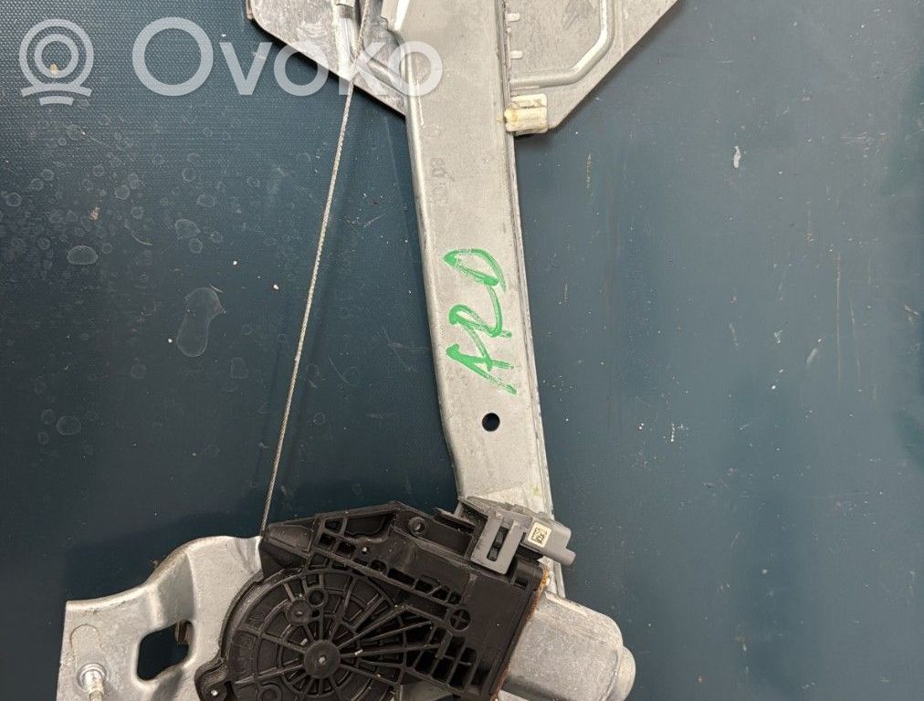 Citroen C3 Elektryczny podnośnik szyby drzwi tylnych 