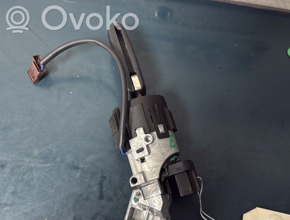 Užvedimo spynelė   00004162PT