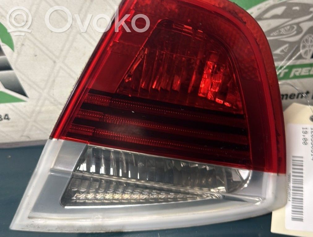 BMW 3 E90 E91 Tailgate rear/tail lights 