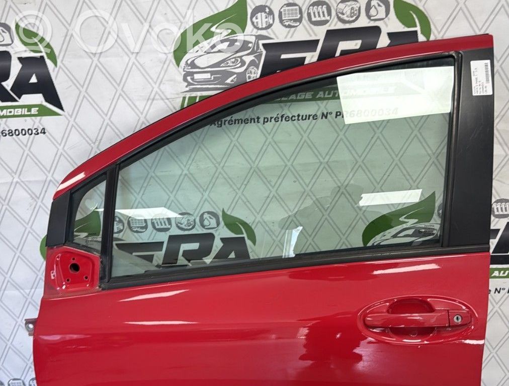 Toyota Yaris Puerta delantera 