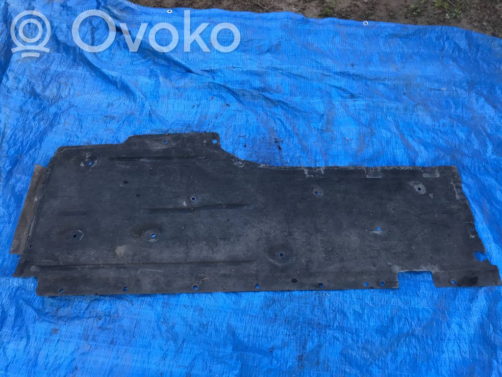 Vidusdaļas apakšas aizsargs   7059391