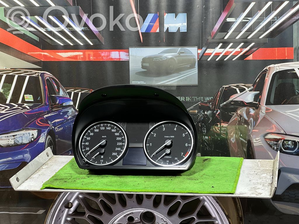 BMW 3 E90 E91 Geschwindigkeitsmesser Cockpit 
