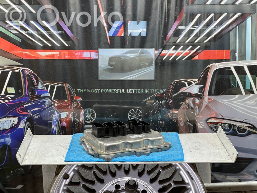 BMW X5M F85 Moottorin ohjainlaite/moduuli 