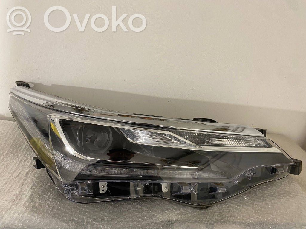 Toyota Corolla E160 E170 Scheinwerfer 