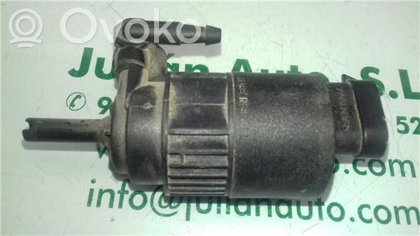 Renault Laguna I Windscreen/windshield washer pump 