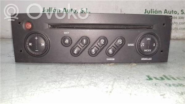 Renault Clio III Unità principale autoradio/CD/DVD/GPS 