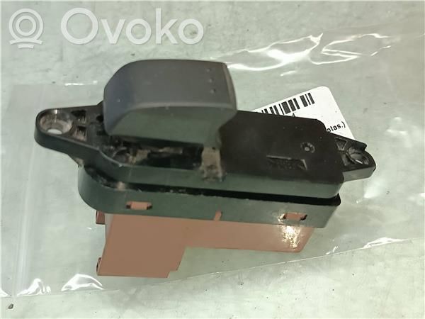 Mazda 6 Electric window control switch 